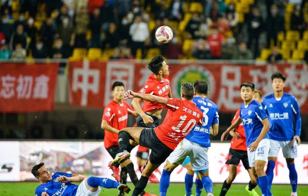 MAD横扫CLG,Hanssama拿下关键大龙宿命之战成都决赛之夜,强势挺进下一轮的简单介绍 MAD横扫CLG,Hanssama拿下关键大龙宿命之战成都决赛之夜,强势挺进下一轮的简单介绍